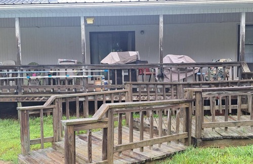 Seligman House | Private home with wheelchair access with inground pool, pet friendly w/pet fee