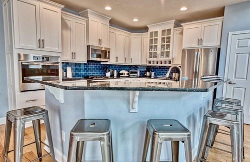 Lewes House | *Private Hot Tub* 4BR Luxury Beach House *37096* Coastal Club Community 2
