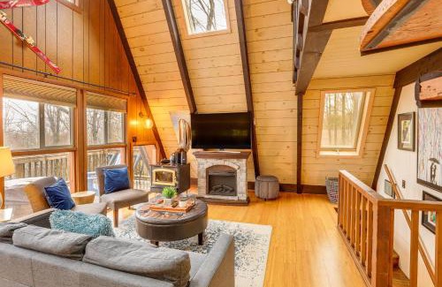 Charter Hills House | Private Hot Tub Cabin 1 Mi to Beech Mountain!