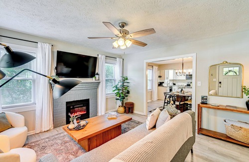Terry Sanford Cottage | Private Hot Tub & Cold Plunge: Fayetteville Gem!
