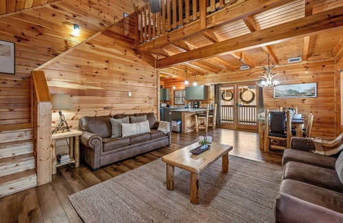 Sevierville Cabin | Private Hot Tub! Game Room,Big Yard, Peaceful Area, Near it All Yet Secluded