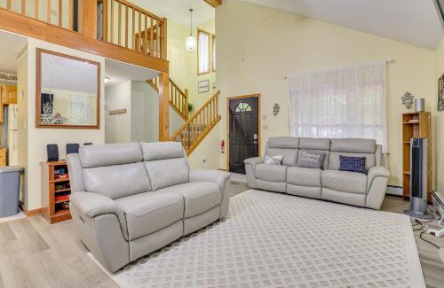 Pocono Summit House | Private Hot Tub Lakefront Poconos Home!