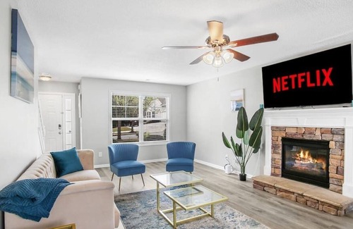 Loganville House | Private Hot Tub Pool Table 6 Beds Nearby Shopping