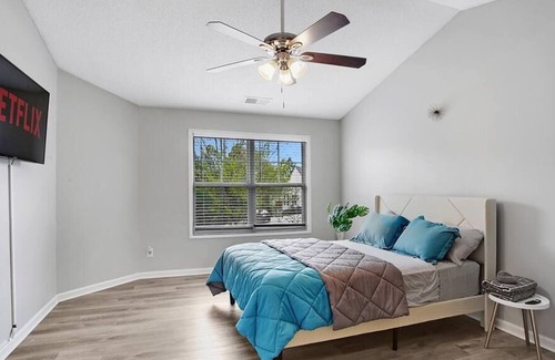 Loganville House | Private Hot Tub Pool Table 6 Beds Nearby Shopping