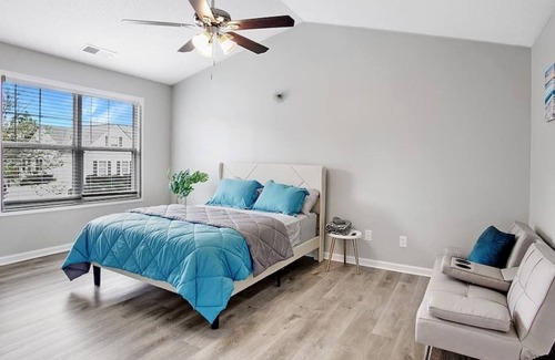 Loganville House | Private Hot Tub Pool Table 6 Beds Nearby Shopping