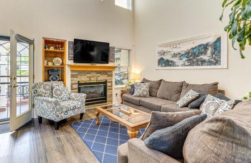 Prides Crossing House | Private Hot Tub with Projector Modern Aurora Home
