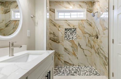 Mosby House | Private House in Heart of Historic Barton Heights!