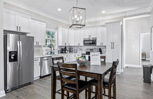 Mosby House | Private House in Heart of Historic Barton Heights!
