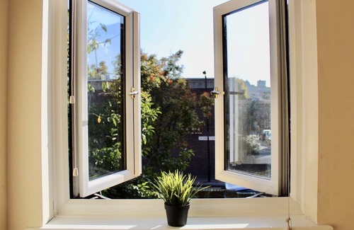 Spitalfields House | Private House with garden just 5 minutes from the station