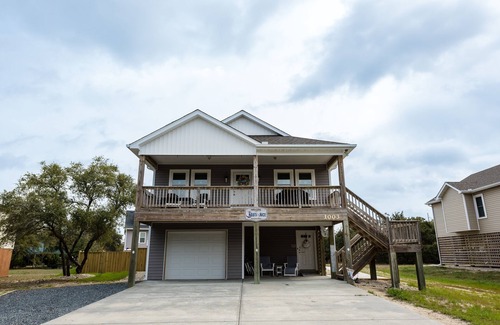 Kill Devil Hills Apartment | PRIVATE King Suite, POOL, GRILL,outdoor shower,coffee bar,mini fridge,microwave