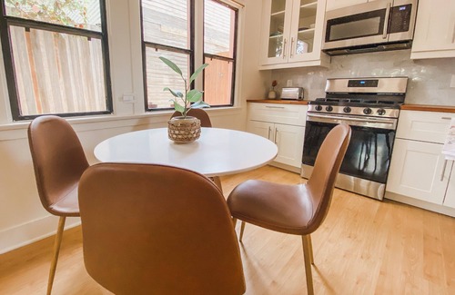 Atwater Village House | Private LA craftsman home in Atwater Village!