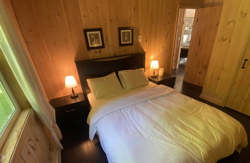 South Kortright Cabin | PRIVATE Lakefront Catskills Cabin