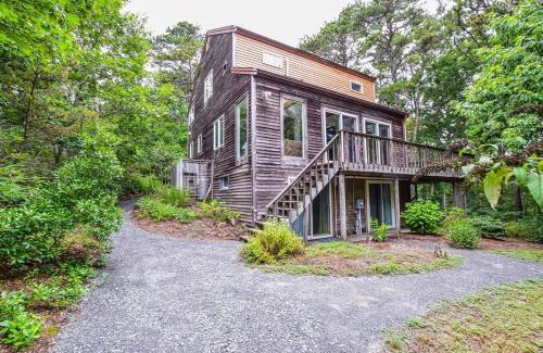 Wellfleet House | Private Location w Guest House