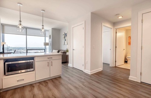 Downtown Apartment | Private Luxury Apt with Gym