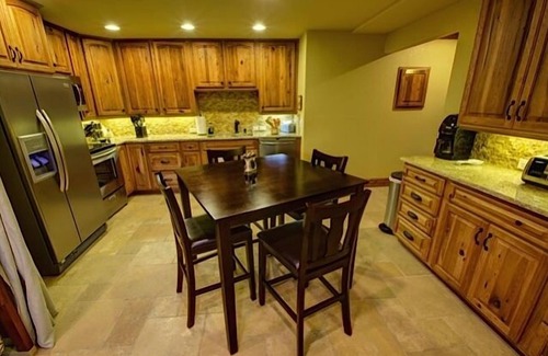 Estes Park House | Private Luxury Rocky Mountain Estate “The Lodge” Phenomenal BIG Mountain Views