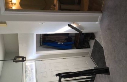 Glasgow House | Private Master Bed, Bath, and Walk-in Closet
