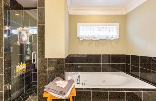Summerhill House | Private Master Room Downtown Atlanta
