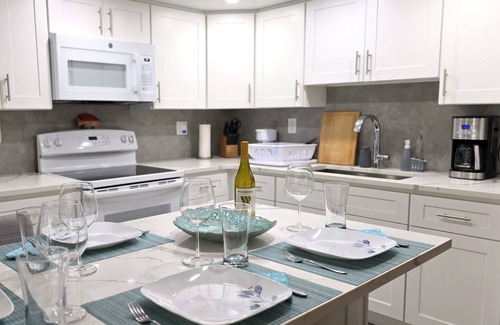 Williams Town Condo | Private Modern Beachfront Condo in the Bahamas