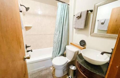 Colorado Springs Villa | Private Mountain Cottage! King Bed * 8 Acres