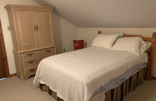 Fishs Eddy House | Private Mountain House on 50 Acres