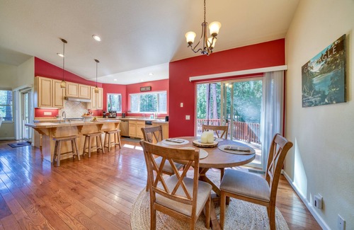 Iron Horse House | Private Mountain House with Views and a Hot Tub/Golf/MTB Trails