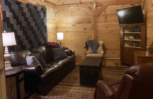 Mountain City House | Private Mountain Cabin Near Famous Bicycle Virginia Creeper Trail