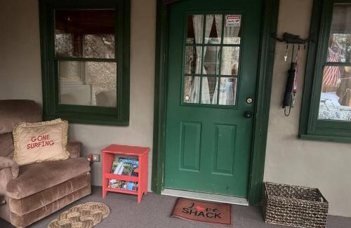 Franklin House | Private Mtn Love Shack w/fast wifi, BBQ & view