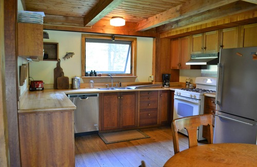 New Paltz House | Private nature hideaway, timber frame home minutes to New Paltz, Gunks, 2 decks.