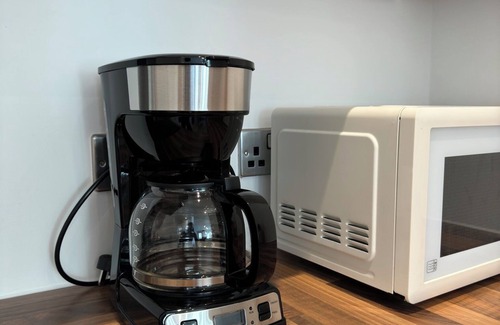 Salford Apartment | Private Oasis in Manchester