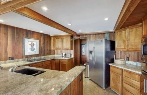 Napili Villa | PRIVATE OCEAN FRONT ESTATE ON TURTLE COVE, NAPILI. nMOST SPECTACULAR LOCATIONn