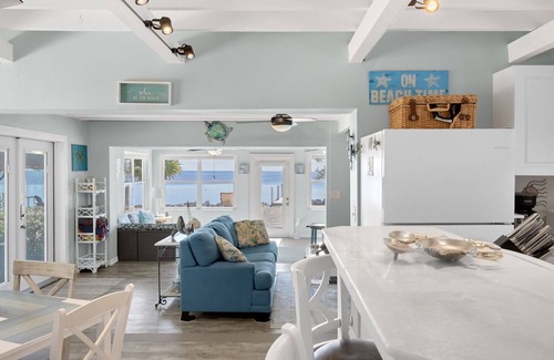 Marathon House | Private Oceanfront 3 bedroom 2 Bath conch house with new 2024 Swim Spa