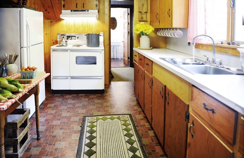 Bailey Island Cottage | PRIVATE OCEANFRONT RETREAT - enjoy the peace and quiet of an historic Maine home
