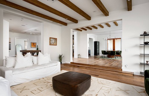 Camelhead Estates House | Private Paradise Valley Estate! Swimming & Nearby Golfing.