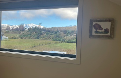 Lower Shotover Apartment | Private + Parking + Ensuite. Built in 2025