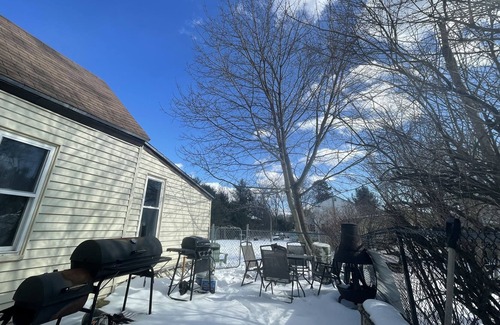 Derry House | Private Pet Friendly Single Family Home