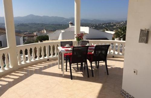 Alcaucin House | Private Pool Cottage Viñuela