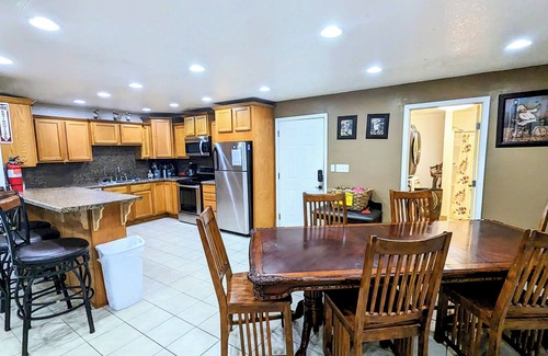 Gulfport House | Private POOL, Game Room, Sleeps up to 16, Optional Hot Tub, River Front Home
