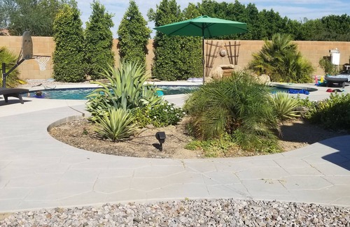 Avondale House | Private pool, golf, shopping and baseball! Great family retreat.