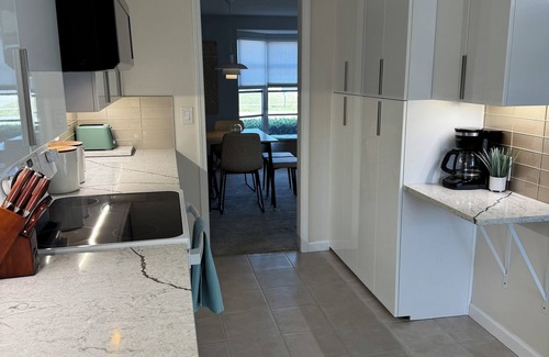 Gulf Gate Estates House | Private Pool Home Coastal Oasis 2 bed 2 bath mins to USA #1 beach Siesta Key