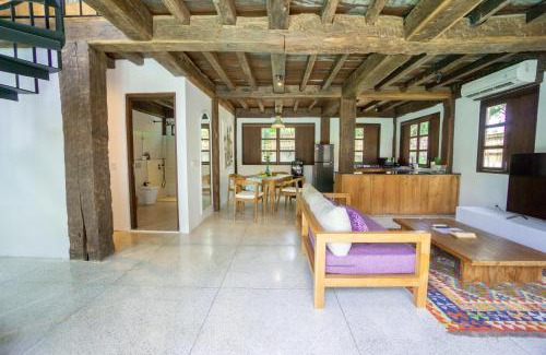 Nyambu Bed & Breakfast | Private Pool Jungle View Villa in Kaba-Kaba