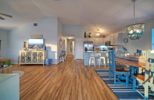 Leeward Sands House | Private Pool, Large Yard, Game Room, Balcony | South By Sunkissed by Avantstay