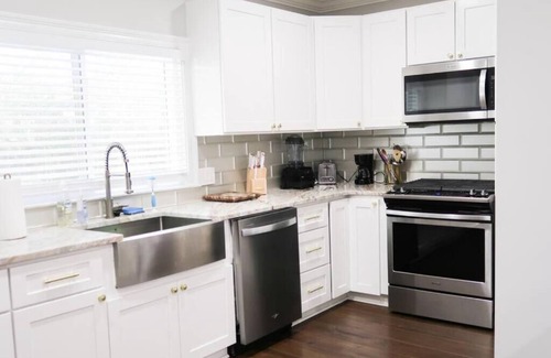 Lobdell/Woodale House | Private Pool! Mid-City Stay!