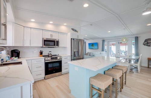 Holmes Beach House | Private Pool - Misty Beach by SeaBreeze Vacation