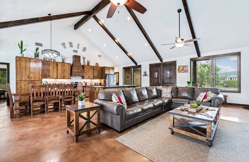 Sabinal House | Private pool, volleyball, basketball, outdoor fireplace & less than 5-minute drive to THE Frio River