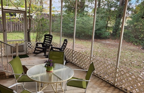 Gulf Shores House | Private Pup Fenced Yard, Huge screen porch, Beautiful House!