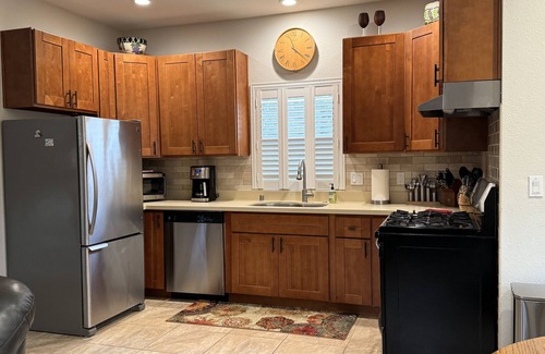 Napa Apartment | Private, Quiet, Comfy, <1 mile walk Downtown Napa