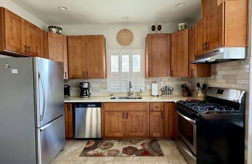 Napa Apartment | Private, Quiet, Comfy, <1 mile walk Downtown Napa