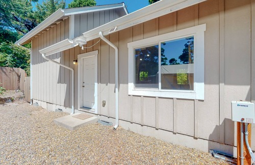 Florence House | Private, quiet, dog-friendly home with firepit, 1/4 mile from Heceta Beach