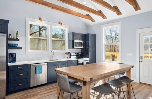 Old Fort House | Private Renovated Farmhouse.