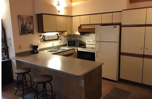 Sapphire Apartment | Private Resort Retreat in Sapphire Valley